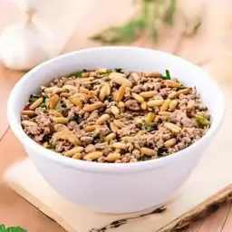 فتة حمص باللحم البلدي - وسط